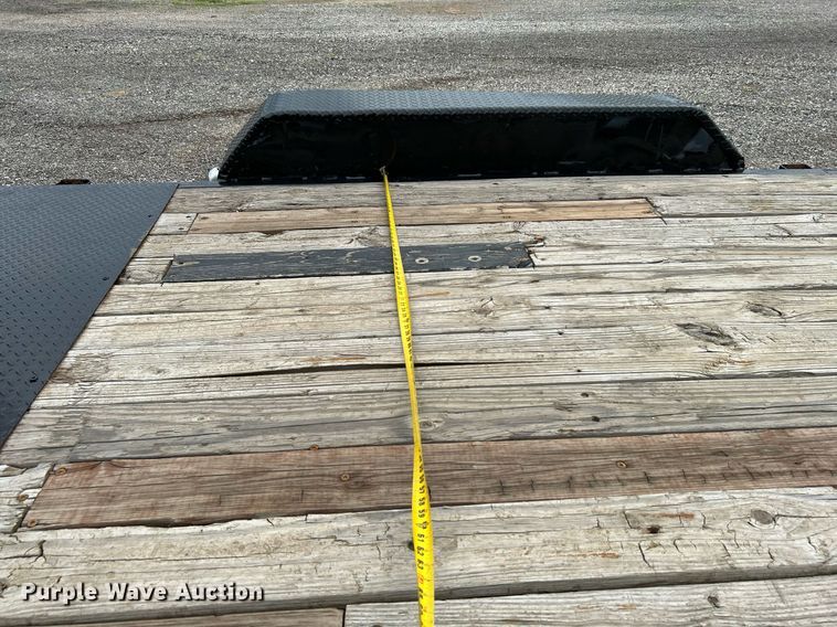 image for item KW9210 2007 Big Tex  utility trailer