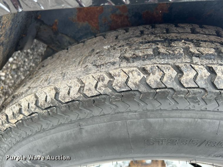 image for item KW9210 2007 Big Tex  utility trailer