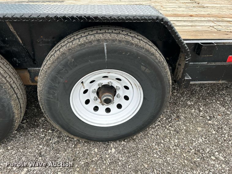 image for item KW9210 2007 Big Tex  utility trailer