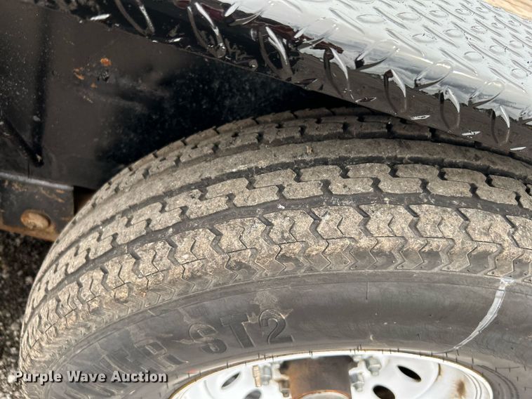 image for item KW9210 2007 Big Tex  utility trailer