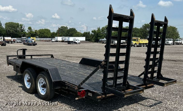 image for item KW9219 2004 PA International  utility trailer