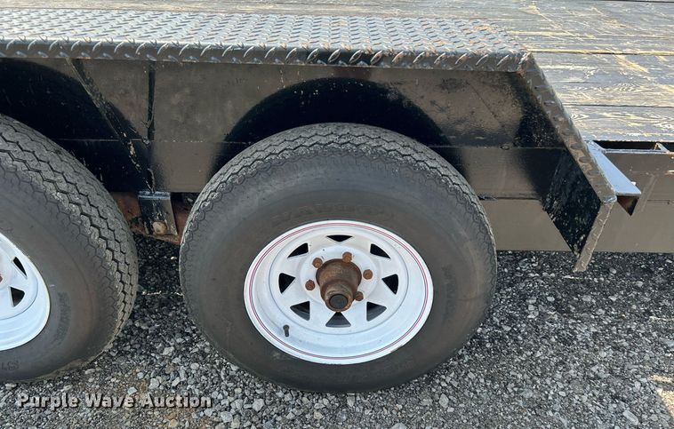 image for item KW9219 2004 PA International  utility trailer