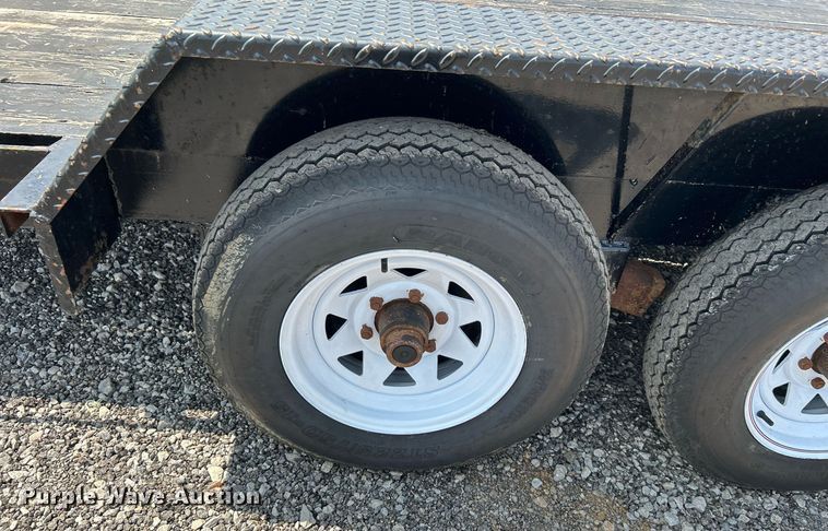 image for item KW9219 2004 PA International  utility trailer