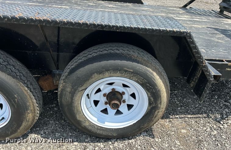 image for item KW9219 2004 PA International  utility trailer