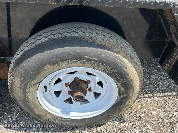 image for item KW9219 2004 PA International  utility trailer