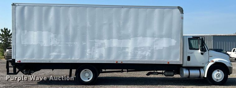 image for item KW9223 2012 International 4300  box truck