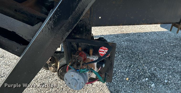 image for item KW9223 2012 International 4300  box truck