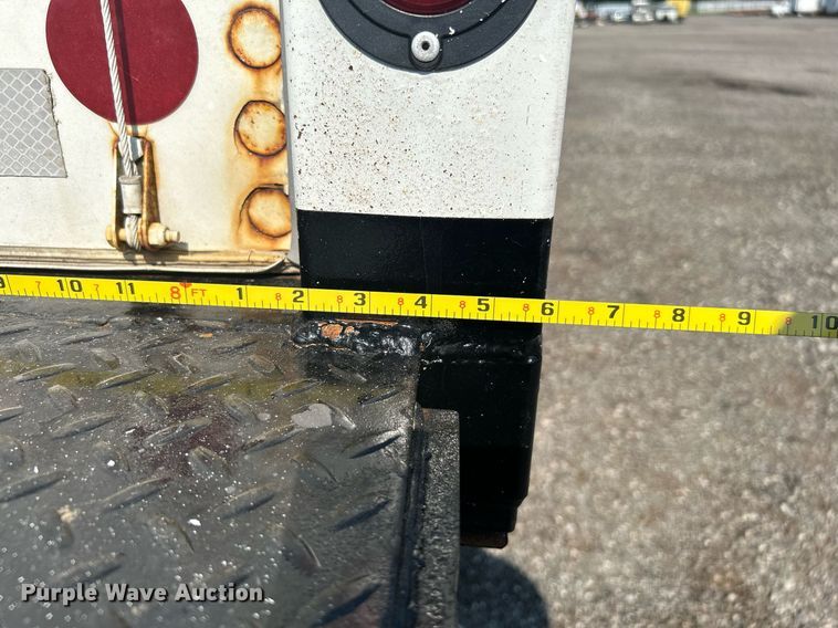 image for item KW9223 2012 International 4300  box truck