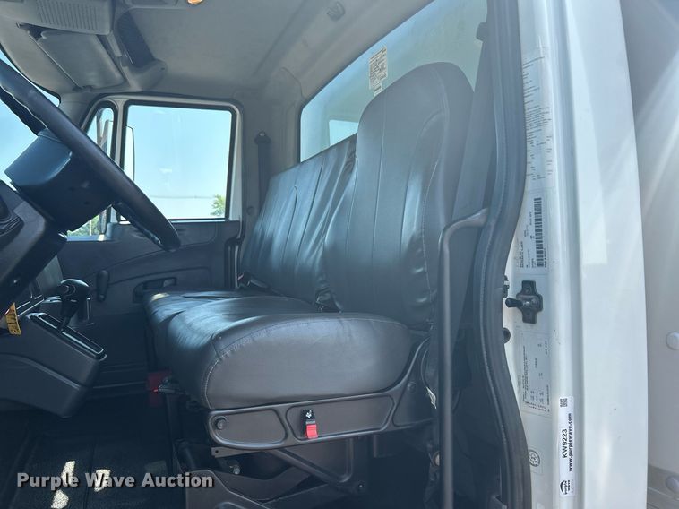 image for item KW9223 2012 International 4300  box truck