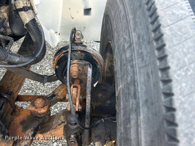 image for item KW9223 2012 International 4300  box truck