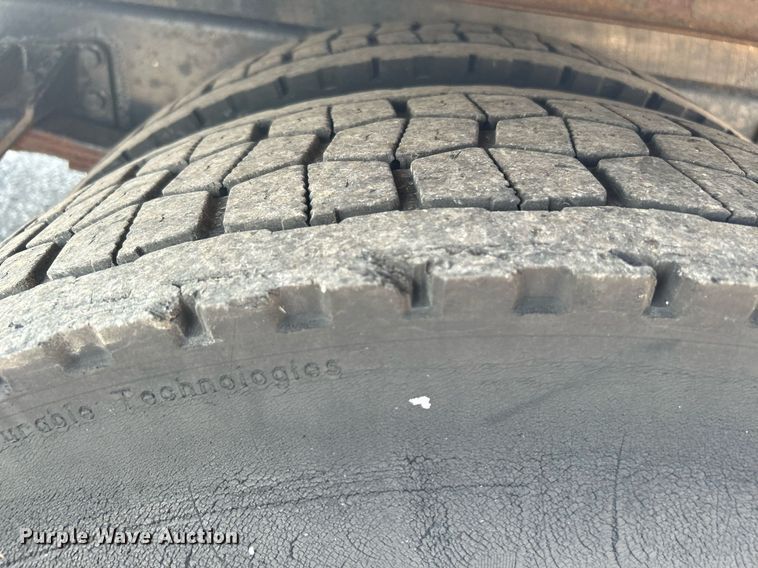 image for item KW9223 2012 International 4300  box truck