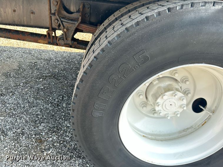 image for item KW9223 2012 International 4300  box truck