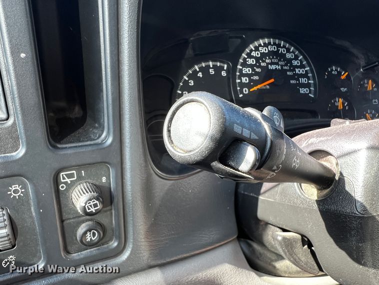 image for item LF9323 2003 Chevrolet Tahoe  SUV