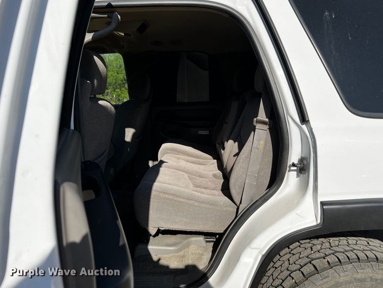 image for item LF9323 2003 Chevrolet Tahoe  SUV