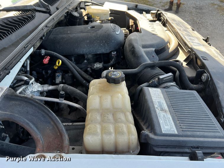 image for item LF9323 2003 Chevrolet Tahoe  SUV