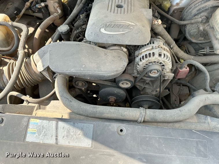 image for item LG9268 2005 Chevrolet Silverado 1500  pickup truck