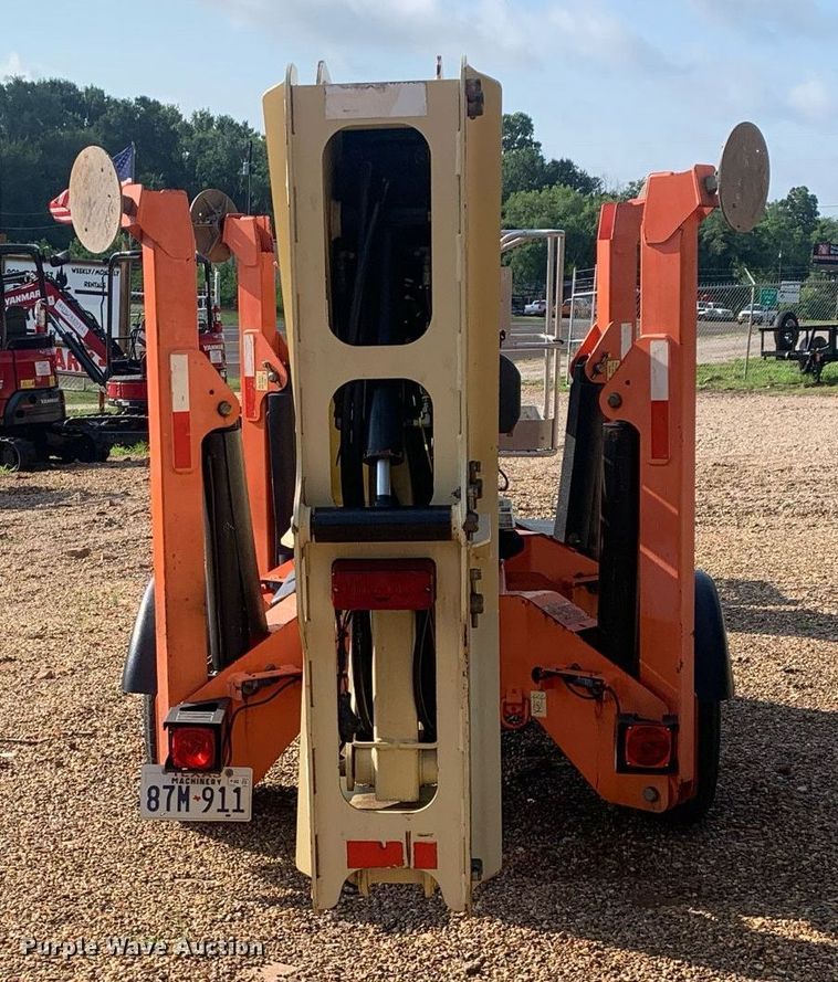 image for item LH9708 2007 JLG T500J  boom lift