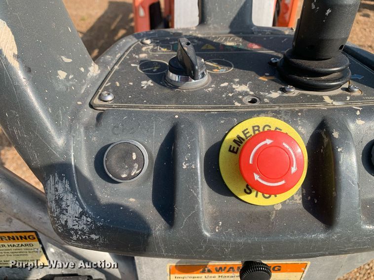 image for item LH9708 2007 JLG T500J  boom lift