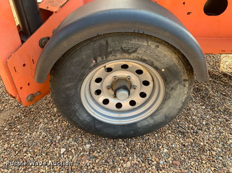 image for item LH9708 2007 JLG T500J  boom lift