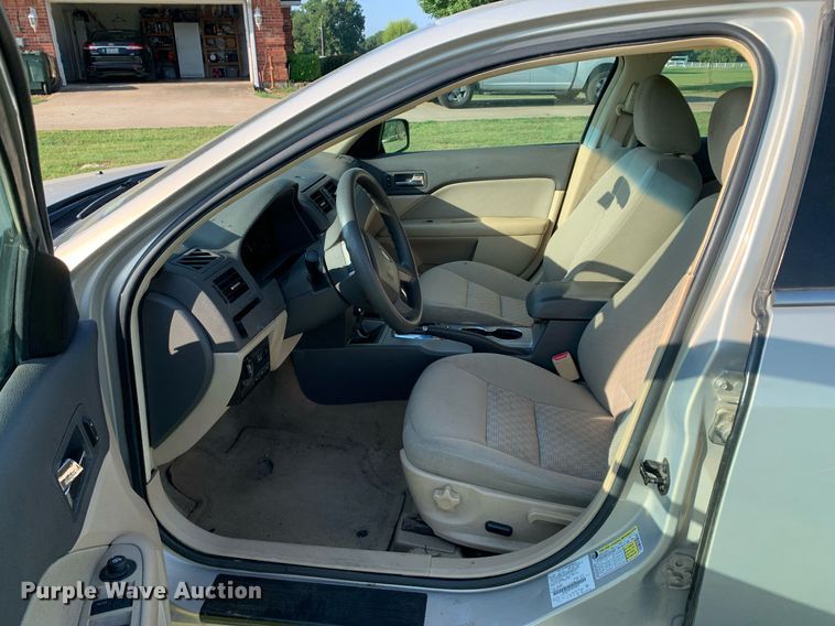 image for item LH9734 2010  Ford Fusion