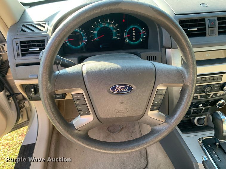 image for item LH9734 2010  Ford Fusion