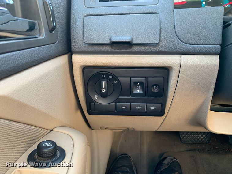 image for item LH9734 2010  Ford Fusion