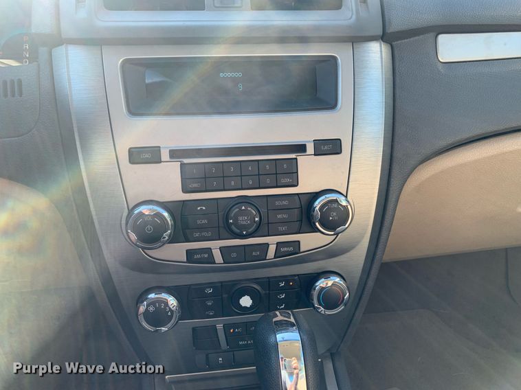 image for item LH9734 2010  Ford Fusion