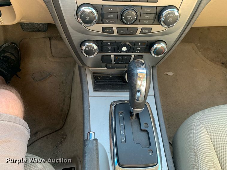 image for item LH9734 2010  Ford Fusion