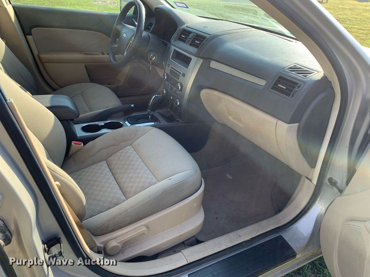 image for item LH9734 2010  Ford Fusion