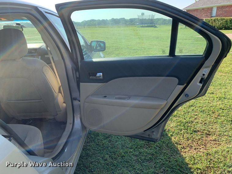 image for item LH9734 2010  Ford Fusion