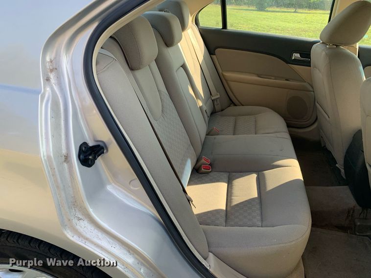 image for item LH9734 2010  Ford Fusion