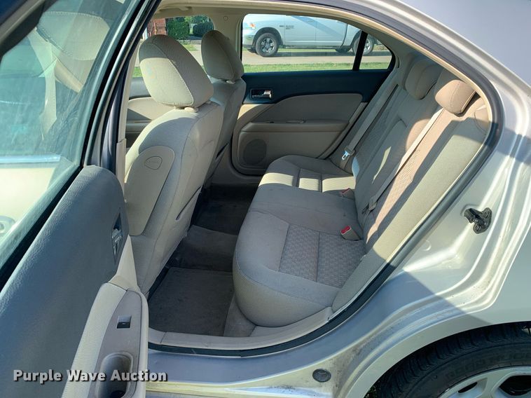 image for item LH9734 2010  Ford Fusion