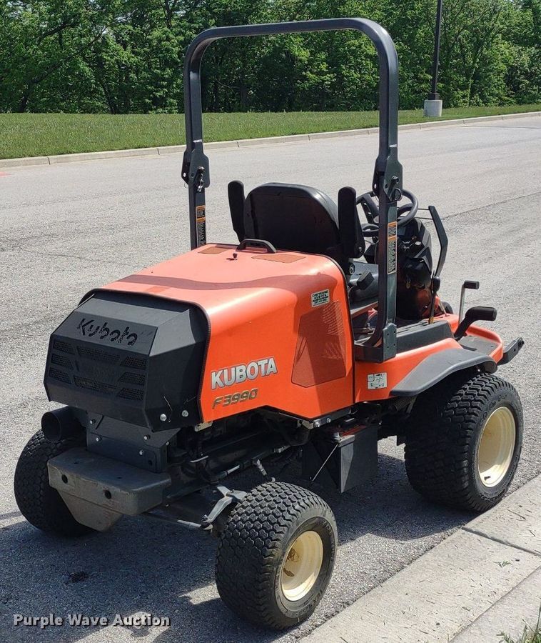 image for item LL9164 2020 Kubota F3990  lawn mower