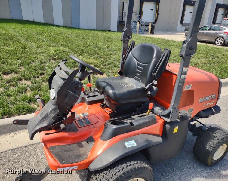 image for item LL9164 2020 Kubota F3990  lawn mower