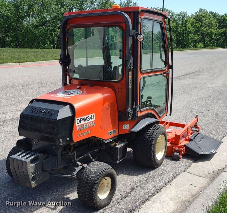 image for item LL9165 2019 Kubota F3990  lawn mower