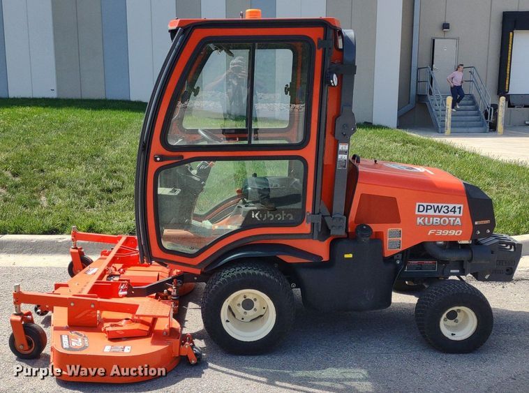 image for item LL9165 2019 Kubota F3990  lawn mower