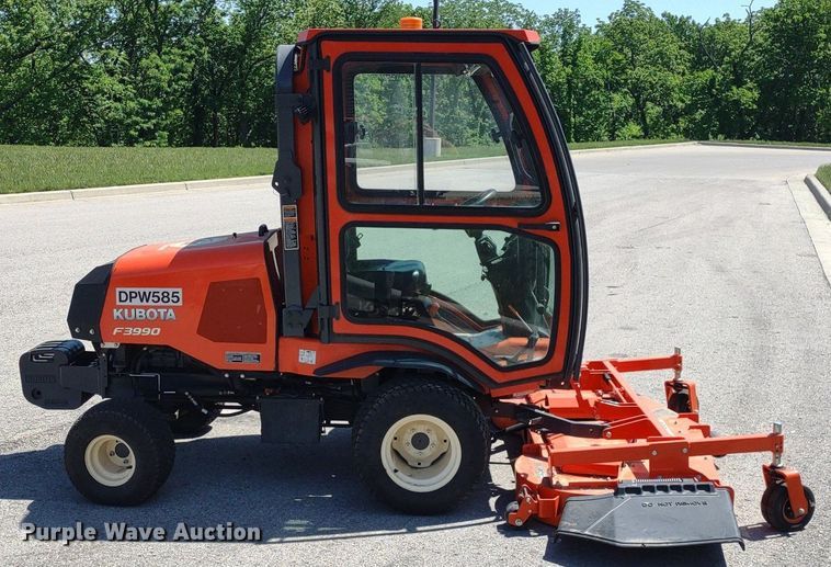 image for item LL9167 2020 Kubota F3990  lawn mower