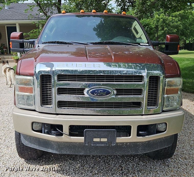 image for item LL9265 2008 Ford F350 Super Duty King Ranch  Crew Cab pickup truck