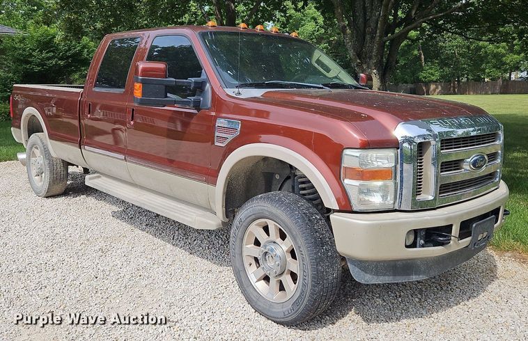 image for item LL9265 2008 Ford F350 Super Duty King Ranch  Crew Cab pickup truck