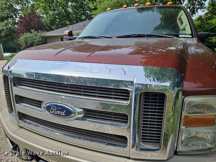 image for item LL9265 2008 Ford F350 Super Duty King Ranch  Crew Cab pickup truck