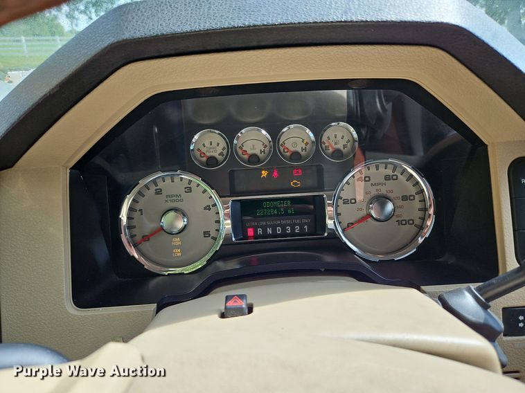 image for item LL9265 2008 Ford F350 Super Duty King Ranch  Crew Cab pickup truck