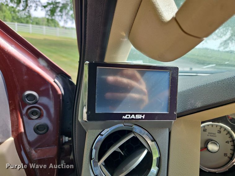 image for item LL9265 2008 Ford F350 Super Duty King Ranch  Crew Cab pickup truck