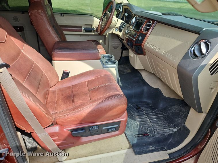 image for item LL9265 2008 Ford F350 Super Duty King Ranch  Crew Cab pickup truck