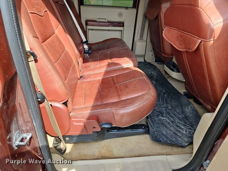 image for item LL9265 2008 Ford F350 Super Duty King Ranch  Crew Cab pickup truck