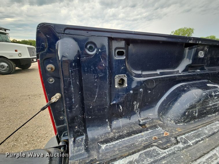 image for item LM9051 2008  Chevrolet Silverado 2500HD  Crew Cab pickup truck