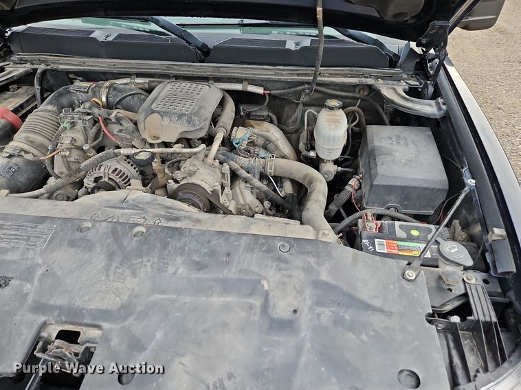 image for item LM9051 2008  Chevrolet Silverado 2500HD  Crew Cab pickup truck