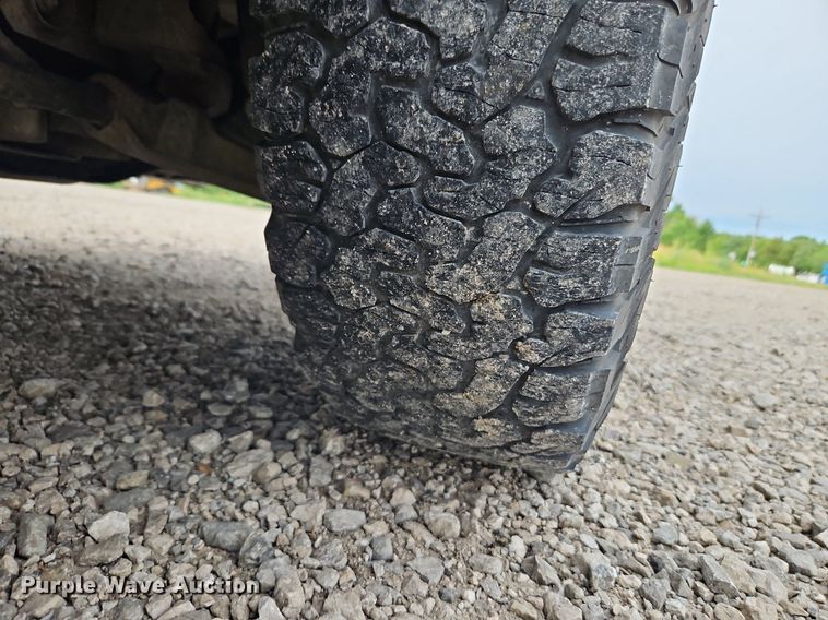 image for item LM9051 2008  Chevrolet Silverado 2500HD  Crew Cab pickup truck