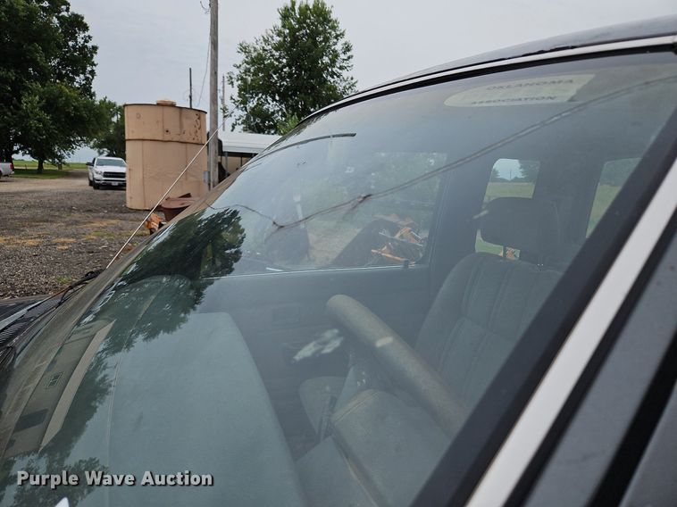 image for item LM9059 1990 Toyota  pickup truck