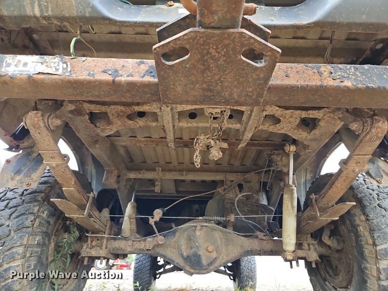 image for item LM9059 1990 Toyota  pickup truck