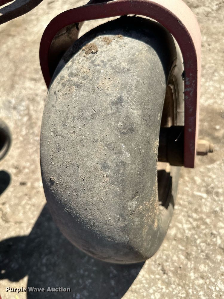 image for item LN9190 Exmark LZA20KAX484  ZTR lawn mower